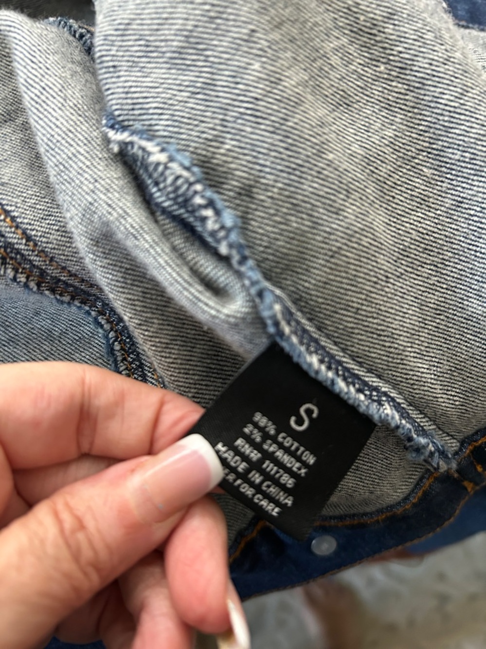 Bebina Cropped Embellished Denim Jacket |Size Small - Picture 12 of 16